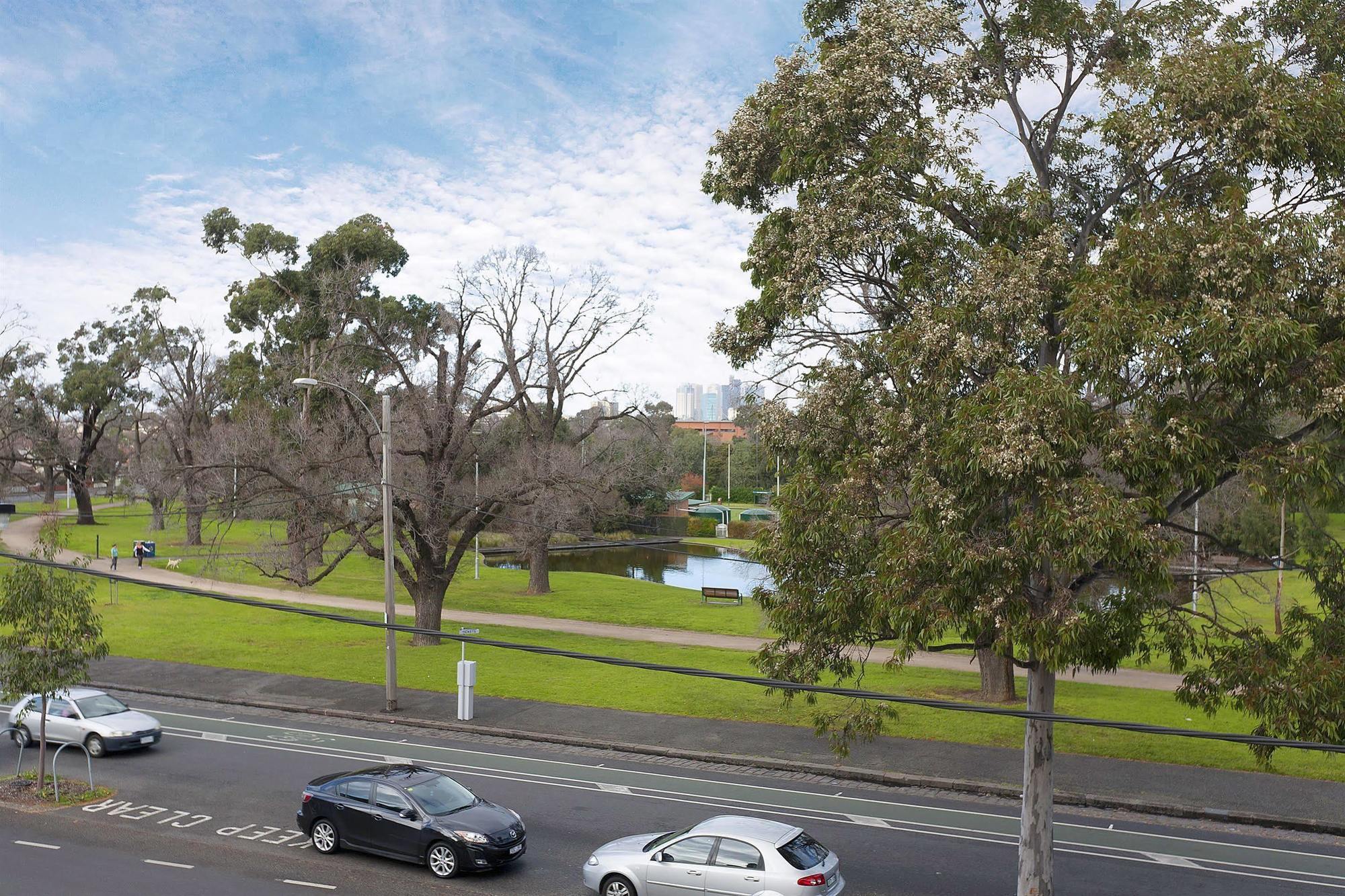 Melbourne'S Princes Park Hotel Buitenkant foto