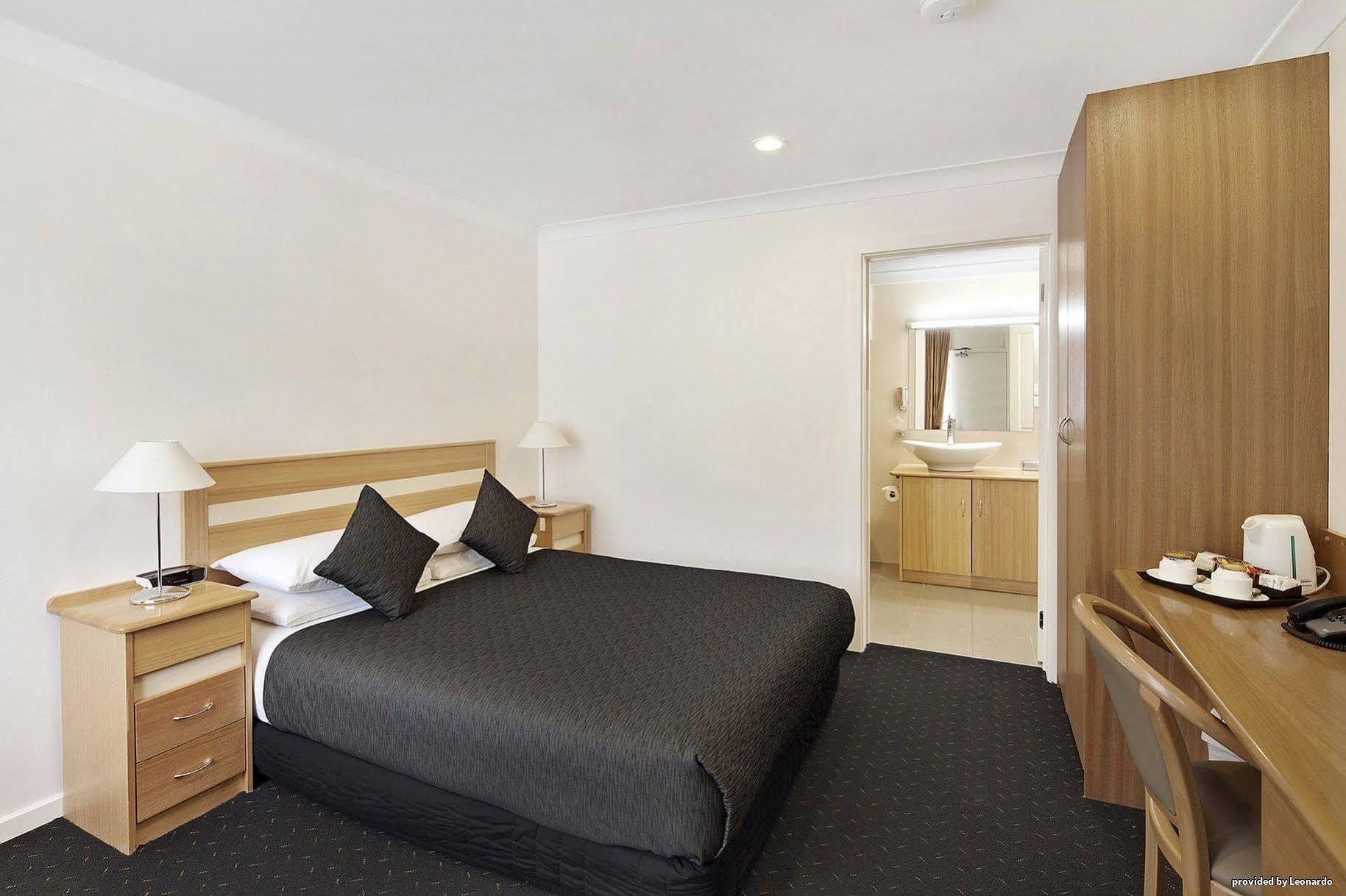 Melbourne'S Princes Park Hotel Buitenkant foto